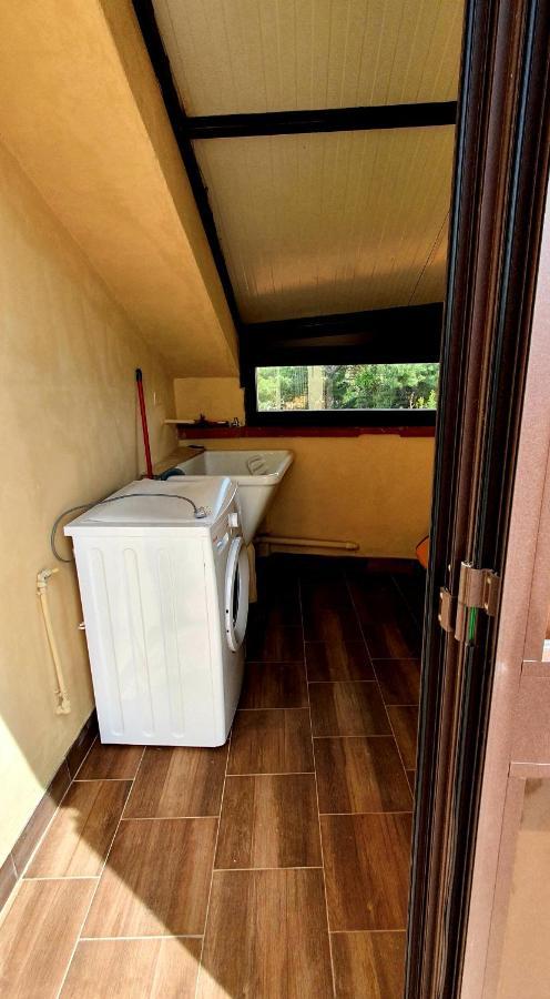 Chicca House Apartment Сиракуза Екстериор снимка